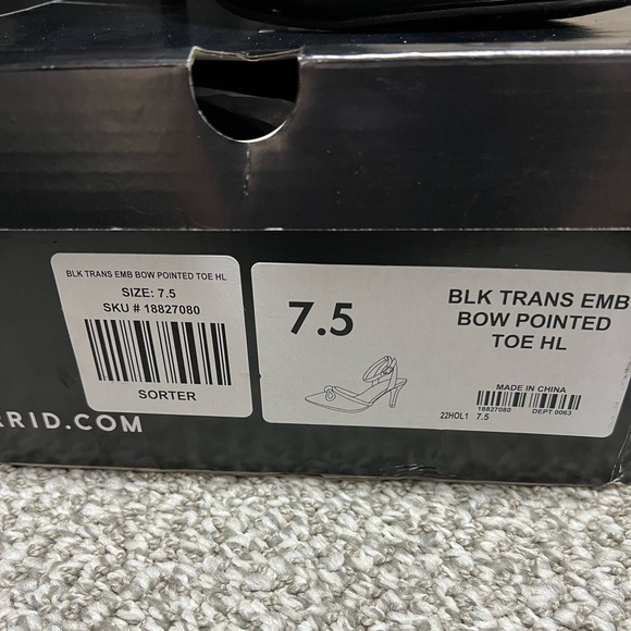 Torrid Bow Heels - Picture 2 of 2